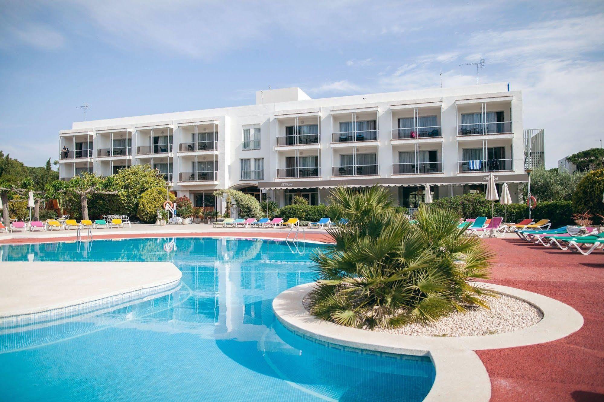 Can Miquel L'Escala Exterior photo